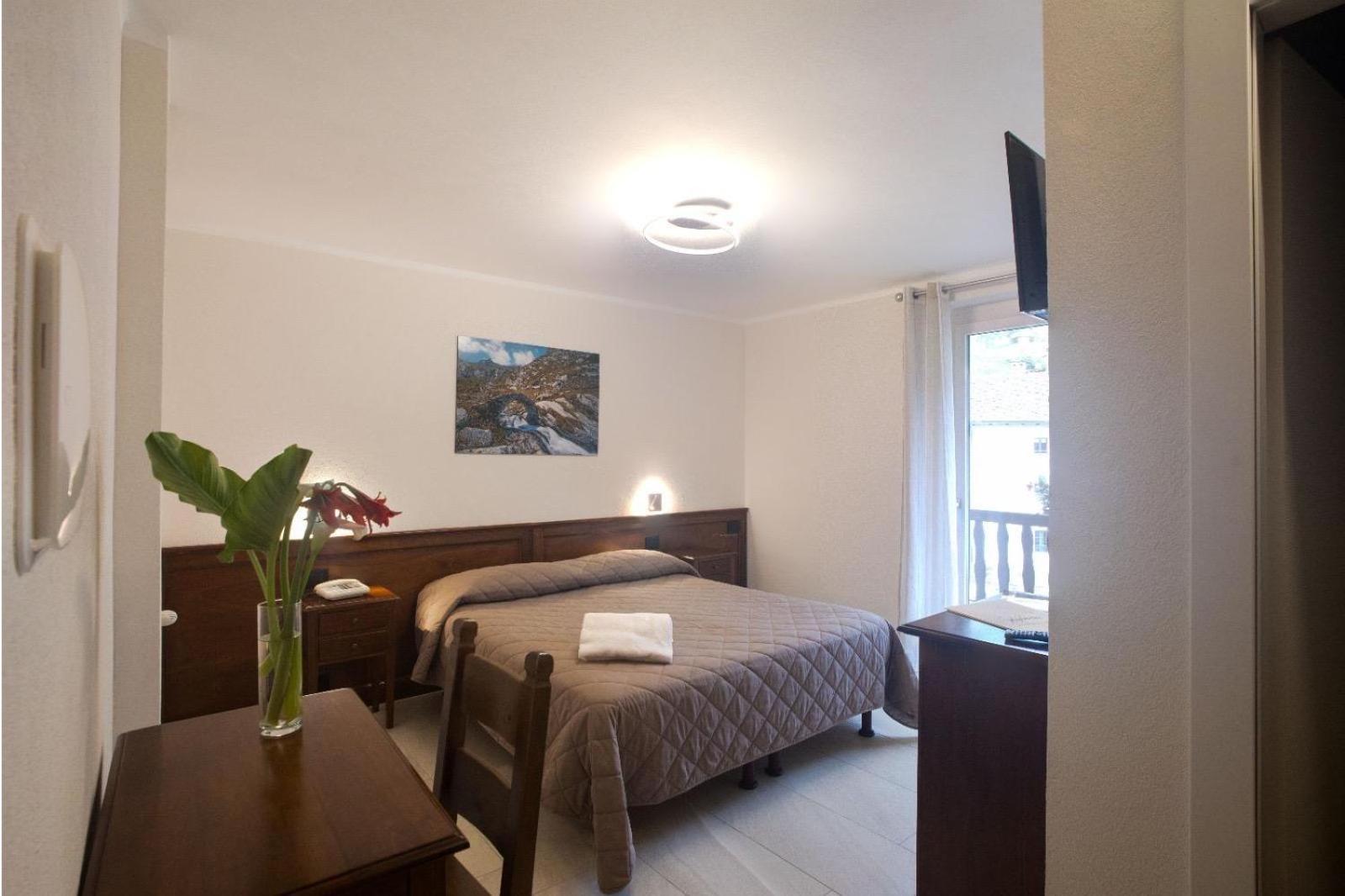 Albergo Miniere Traversella Esterno foto