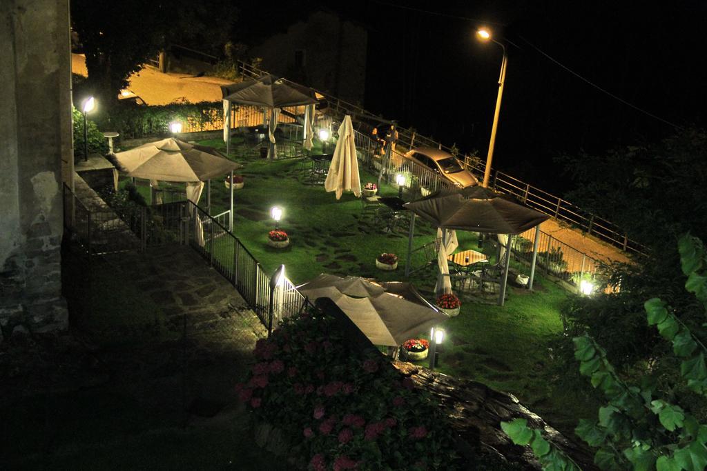 Albergo Miniere Traversella Esterno foto