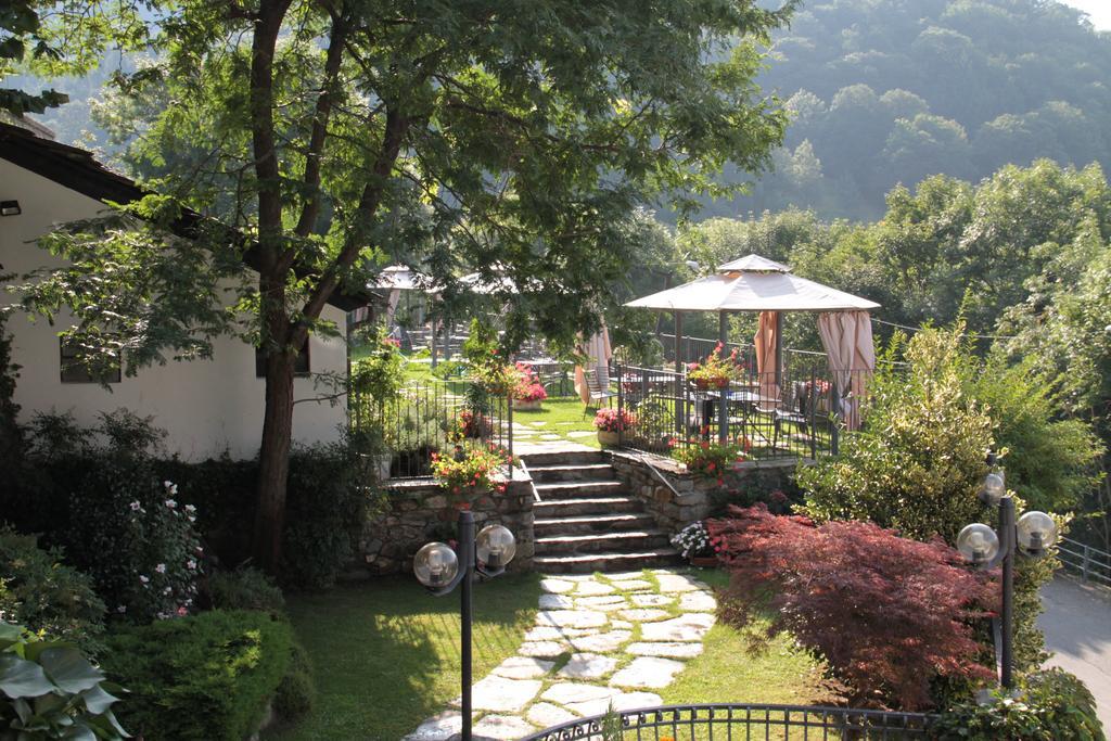Albergo Miniere Traversella Esterno foto